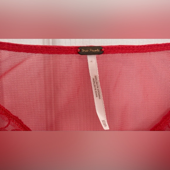 Free People Women’s Red Lola Blouse, Size XS (oversized) Like new - Picture 7 of 8